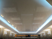 Фото: Натяжные потолки с подсветкой